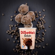 Chunky Chocolate Chip Gelato Alternate Image