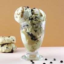 Cookie Dough Gelato Alternate Image